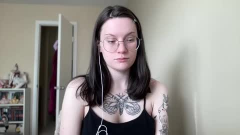 Lucina online show from December 2024 03:26:01 PM