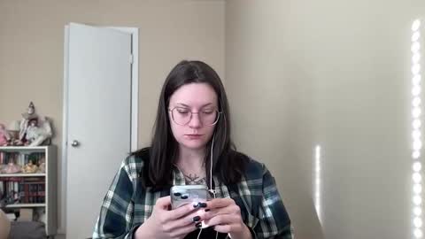 Lucina online show from January 2025 03:12:02 PM