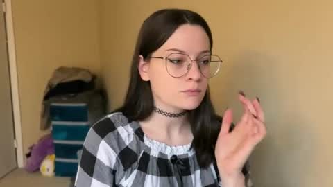 Lucina online show from February 2025 06:13:01 PM