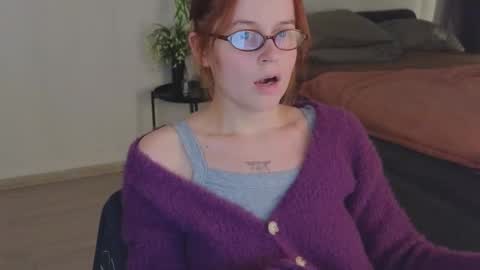 Snapshot of wow_luvng chatting on November 2025 01:54:02 PM Rebecy online show from November 2025 01:54:02 PM