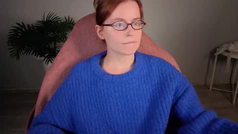 Snapshot of wow_luvng chatting on November 2025 01:54:02 PM Rebecy online show from November 2025 01:54:02 PM