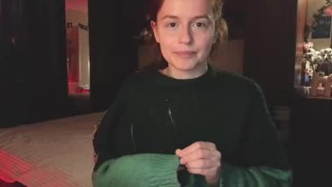 Snapshot of wow_luvng chatting on February 2026 02:32:02 PM Rebecy online show from February 2026 02:32:02 PM