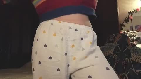 Snapshot of wow_luvng chatting on March 2026 03:18:01 PM Rebecy online show from March 2026 03:18:01 PM