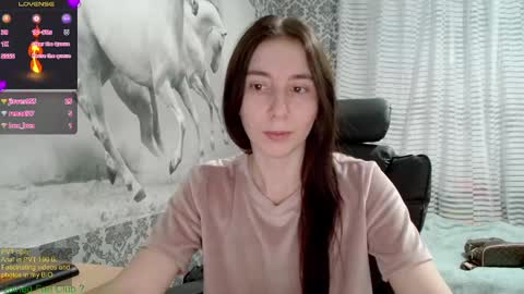 Snapshot of wow_porno_ chatting on February 2025 03:43:01 PM Anna online show from February 2025 03:43:01 PM