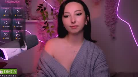 Snapshot of wow_sue chatting on May 2026 06:20:01 AM Sue online show from May 2026 06:20:01 AM