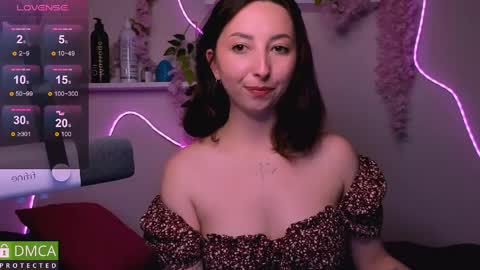 Snapshot of wow_sue chatting on June 2026 08:45:01 PM Sue online show from June 2026 08:45:01 PM