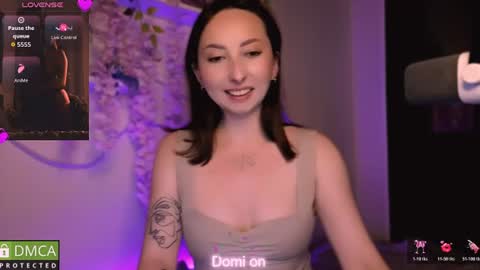 Snapshot of wow_sue chatting on July 2026 01:19:02 AM Sue online show from July 2026 01:19:02 AM