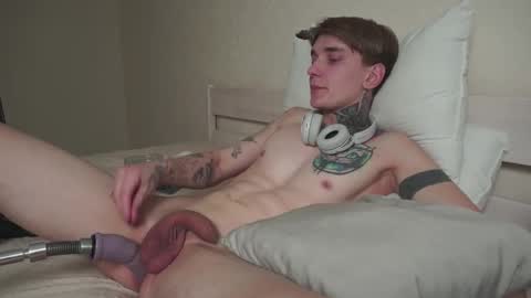 Pavel online show from October 2025 07:35:02 PM