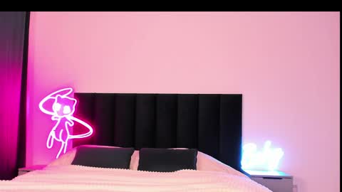 Emi online show from February 2025 07:02:01 AM