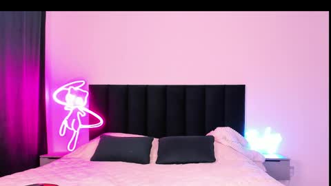 Emi online show from February 2025 08:06:01 AM