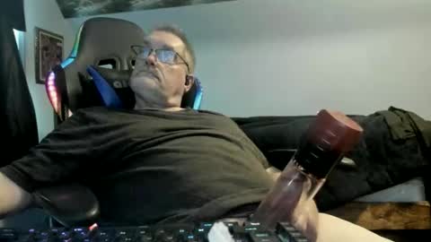 Snapshot of wowsers2022 chatting on March 2026 07:10:01 PM wowsers2022 online show from March 2026 07:10:01 PM