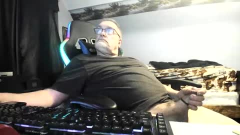 Snapshot of wowsers2022 chatting on March 2026 07:57:02 AM wowsers2022 online show from March 2026 07:57:02 AM