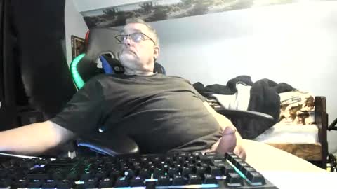 Snapshot of wowsers2022 chatting on April 2026 02:20:02 AM wowsers2022 online show from April 2026 02:20:02 AM