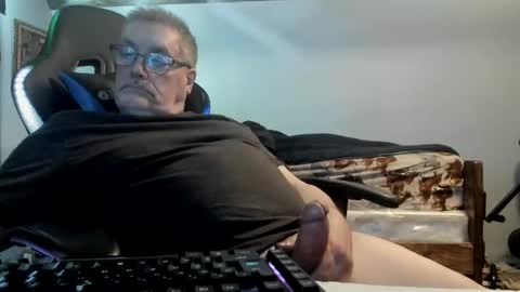 Snapshot of wowsers2022 chatting on April 2026 04:08:01 PM wowsers2022 online show from April 2026 04:08:01 PM