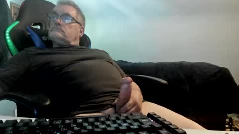 Snapshot of wowsers2022 chatting on April 2026 06:32:02 PM wowsers2022 online show from April 2026 06:32:02 PM