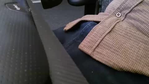 wrangleat0r online show from November 2025 12:45:02 AM