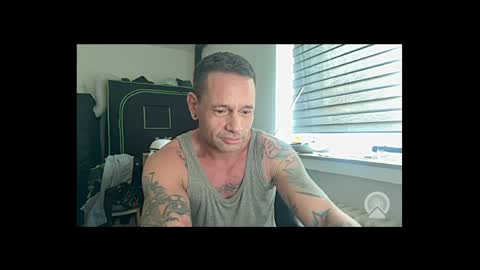 Snapshot of wtfboy82 chatting on April 2026 06:40:02 AM WTFboy82 online show from April 2026 06:40:02 AM