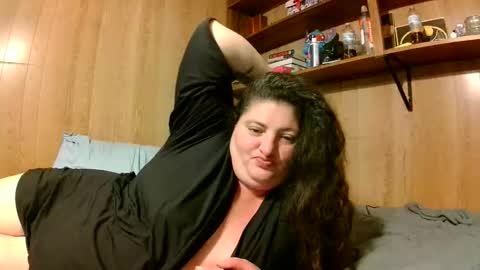 WV Couple online show from April 2026 04:44:01 PM