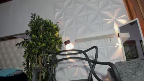 Snapshot of wyatt_rose chatting on October 2025 09:04:01 AM wyatt online show from October 2025 09:04:01 AM