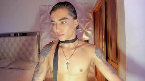 Snapshot of wyatt_rose chatting on November 2025 04:37:01 AM wyatt online show from November 2025 04:37:01 AM