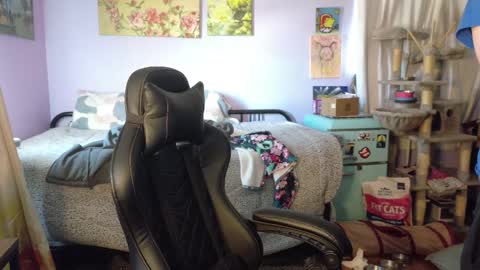 Snapshot of wyattfans_ chatting on October 2025 06:08:02 PM Wyatt online show from October 2025 06:08:02 PM