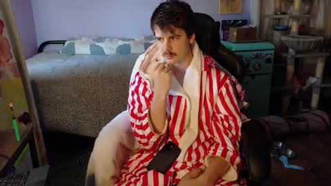 Snapshot of wyattfans_ chatting on November 2025 07:03:01 PM Wyatt online show from November 2025 07:03:01 PM