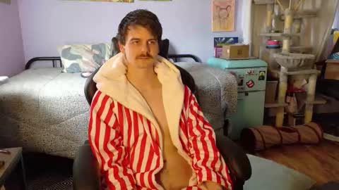 Snapshot of wyattfans_ chatting on November 2025 07:35:02 PM Wyatt online show from November 2025 07:35:02 PM