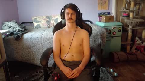 Snapshot of wyattfans_ chatting on November 2025 10:14:02 PM Wyatt online show from November 2025 10:14:02 PM