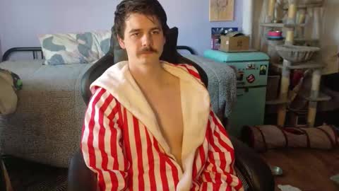 Snapshot of wyattfans_ chatting on November 2025 07:24:02 PM Wyatt online show from November 2025 07:24:02 PM