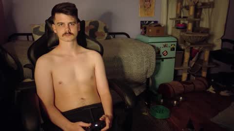 Snapshot of wyattfans_ chatting on November 2025 08:03:02 AM Wyatt online show from November 2025 08:03:02 AM