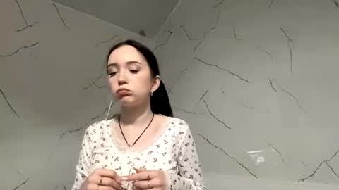 Kate  online show from April 2026 11:37:01 AM