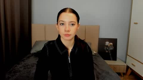 Margo online show from September 2025 04:01:01 AM