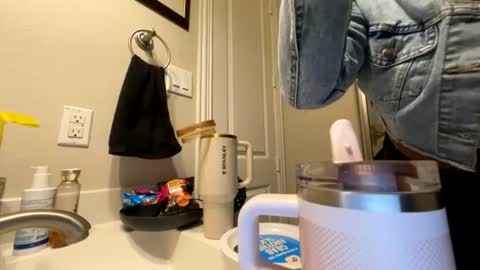 Snapshot of wynterheat chatting on July 2026 01:03:02 PM Wynter Heat online show from July 2026 01:03:02 PM