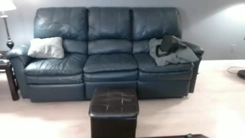 Snapshot of x69xsmilyx69x chatting on December 2024 03:59:01 AM Kevin online show from December 2024 03:59:01 AM