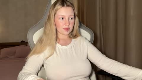 eva online show from October 2025 04:47:01 PM