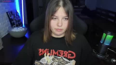 LOVE NERDS ONLY online show from September 2025 03:39:01 AM