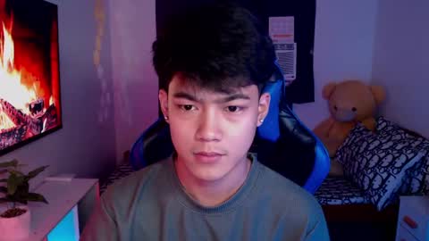 Prince Aldrian  online show from January 2025 02:30:01 PM