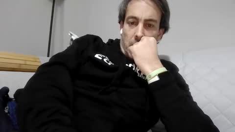 xalegarmax online show from October 2025 11:27:01 PM