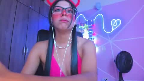 Snapshot of xallysonx_ chatting on January 2025 02:25:02 PM XALLYSONX online show from January 2025 02:25:02 PM