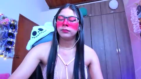 Snapshot of xallysonx_ chatting on October 2025 11:22:01 AM XALLYSONX online show from October 2025 11:22:01 AM