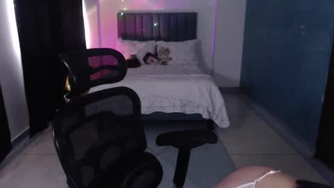 xambar_22x online show from November 2025 10:21:01 PM