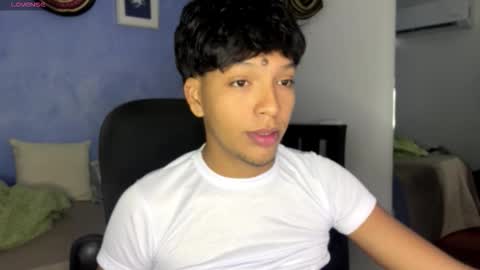 Snapshot of xander_bonnet1 chatting on September 2025 12:17:02 PM Xander bonnet online show from September 2025 12:17:02 PM