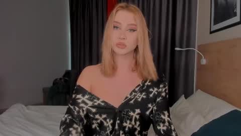 Snapshot of xander_novak chatting on April 2026 01:01:01 PM xander_novak online show from April 2026 01:01:01 PM