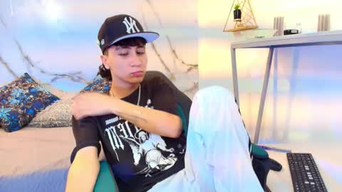 xandergrey8 online show from February 2026 07:34:02 PM