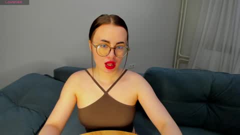 Snapshot of xapka_lapka chatting on April 2026 03:03:02 PM Alice online show from April 2026 03:03:02 PM