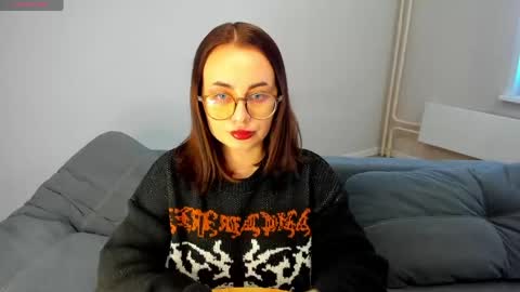 Snapshot of xapka_lapka chatting on May 2026 01:05:02 PM Alice online show from May 2026 01:05:02 PM