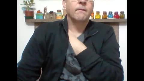 Snapshot of xaramanu chatting on December 2025 09:27:01 AM xaramanu online show from December 2025 09:27:01 AM