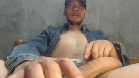 Snapshot of xavicock24 chatting on May 2026 04:19:01 AM xavicock24 online show from May 2026 04:19:01 AM
