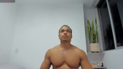 Xavier online show from November 2025 02:09:01 AM