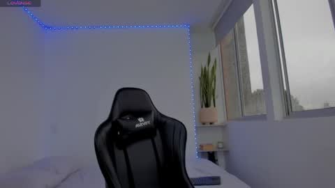 Snapshot of xavier_colleman chatting on April 2026 10:34:02 PM Xavier online show from April 2026 10:34:02 PM